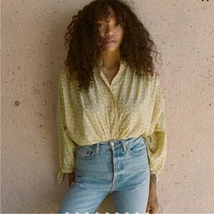 Doen o’keefe top moonflower yellow floral top